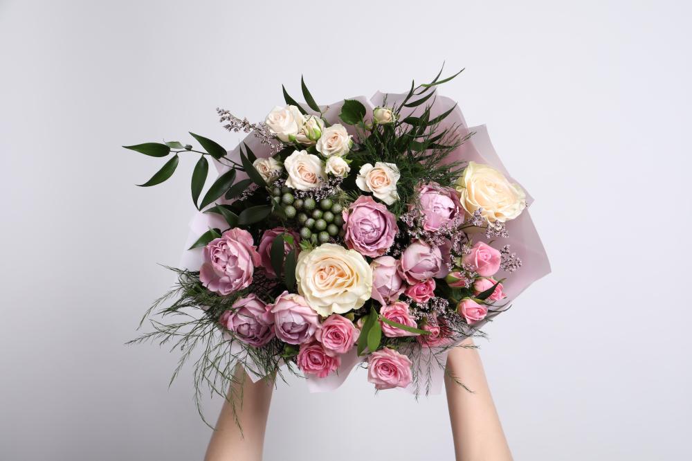 Offrir un bouquet de fleurs